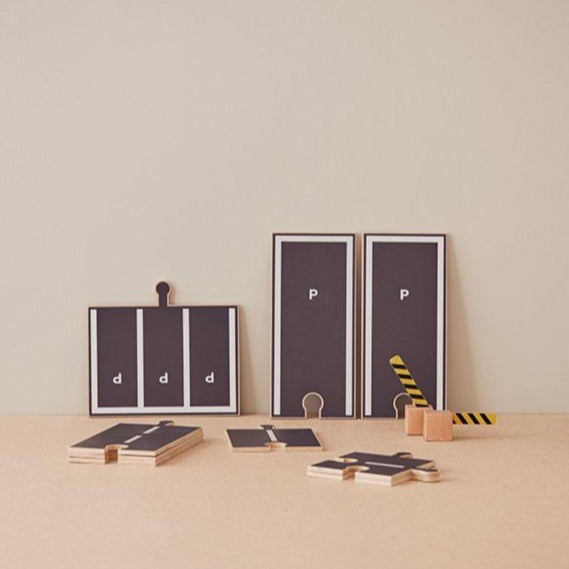 Extension for wooden circuit