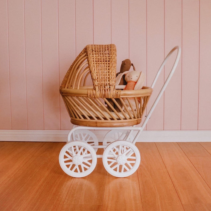Gigi pram white