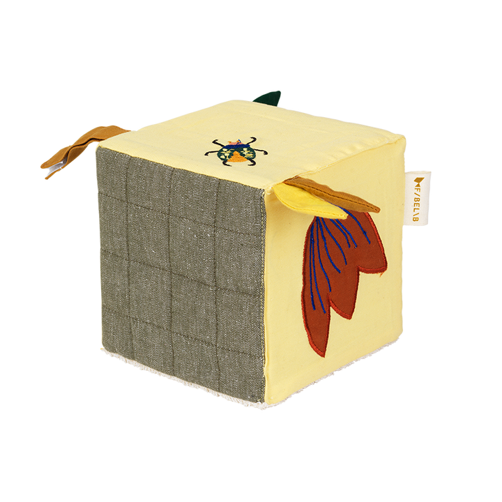 Cube en tissu