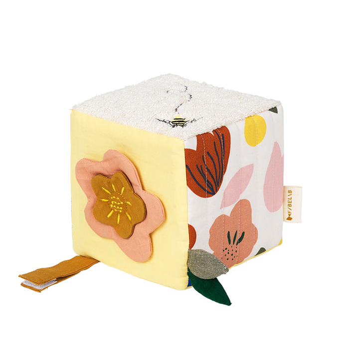 Cube en tissu