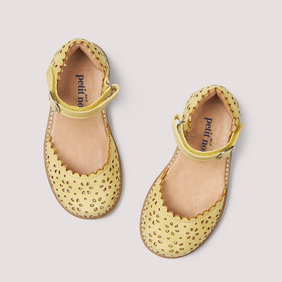 柠檬黄花芭蕾舞鞋