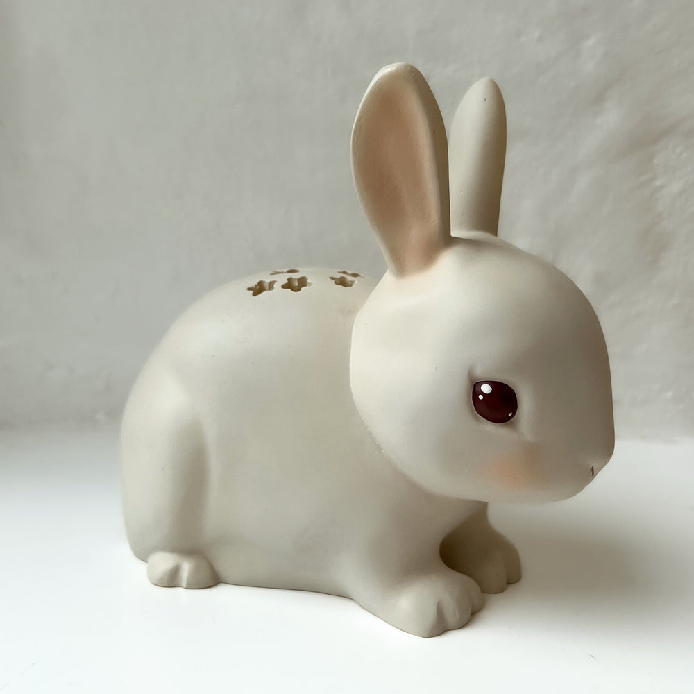 Photo lampe à led lapin bunny de chez Konges Slojd