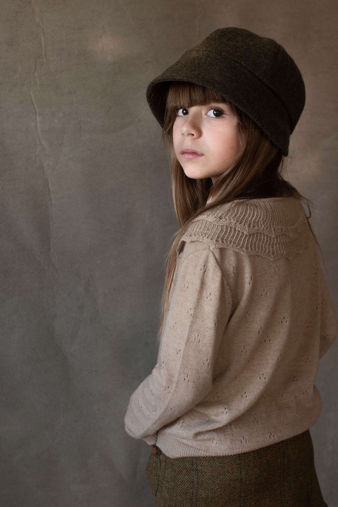 Pull fille en laine beige