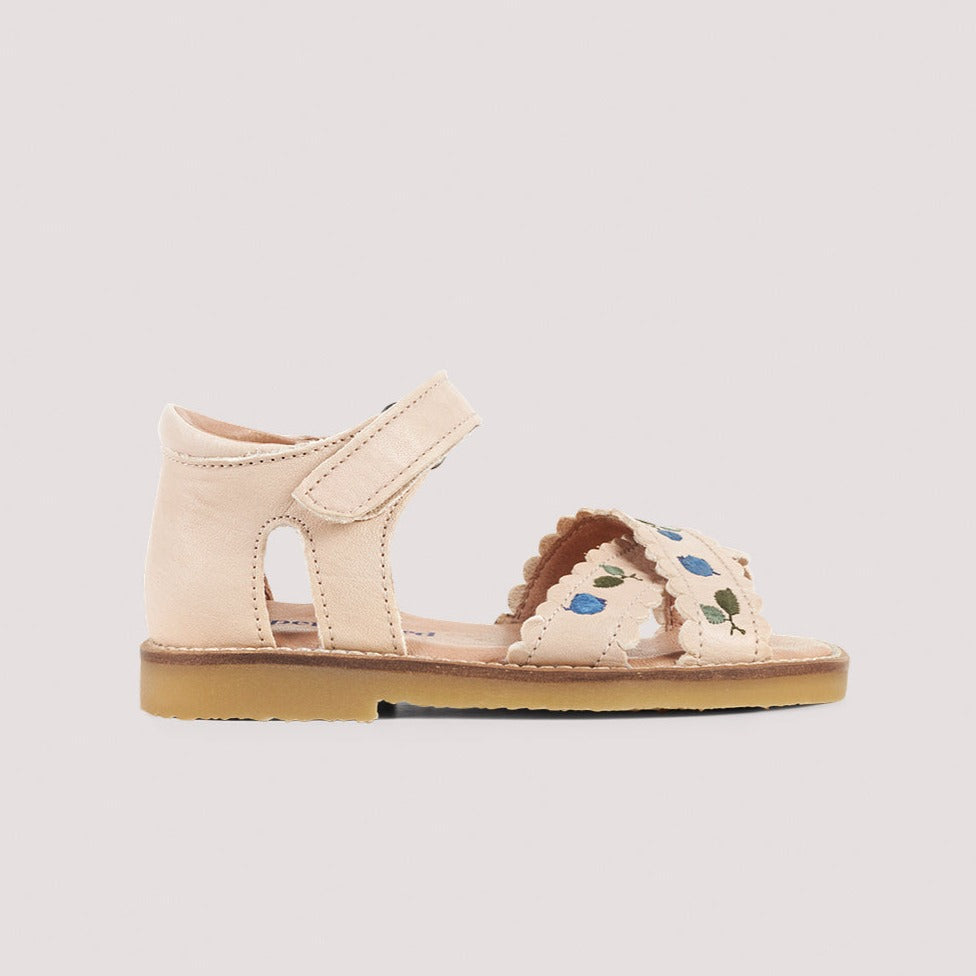 Cream blueberry embroidered sandals - Uniqua