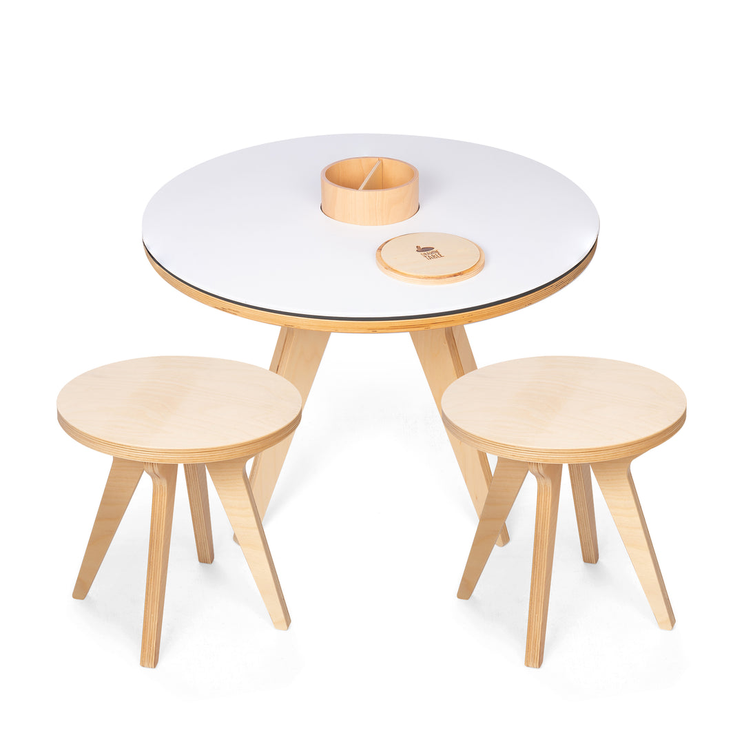 Tabourets en bois, lot de deux tabourets en bois, Drawin Kid's, Drawin'table, table de jeux en bois pour enfant, pot de crayon en bois, Rose et Balthazar