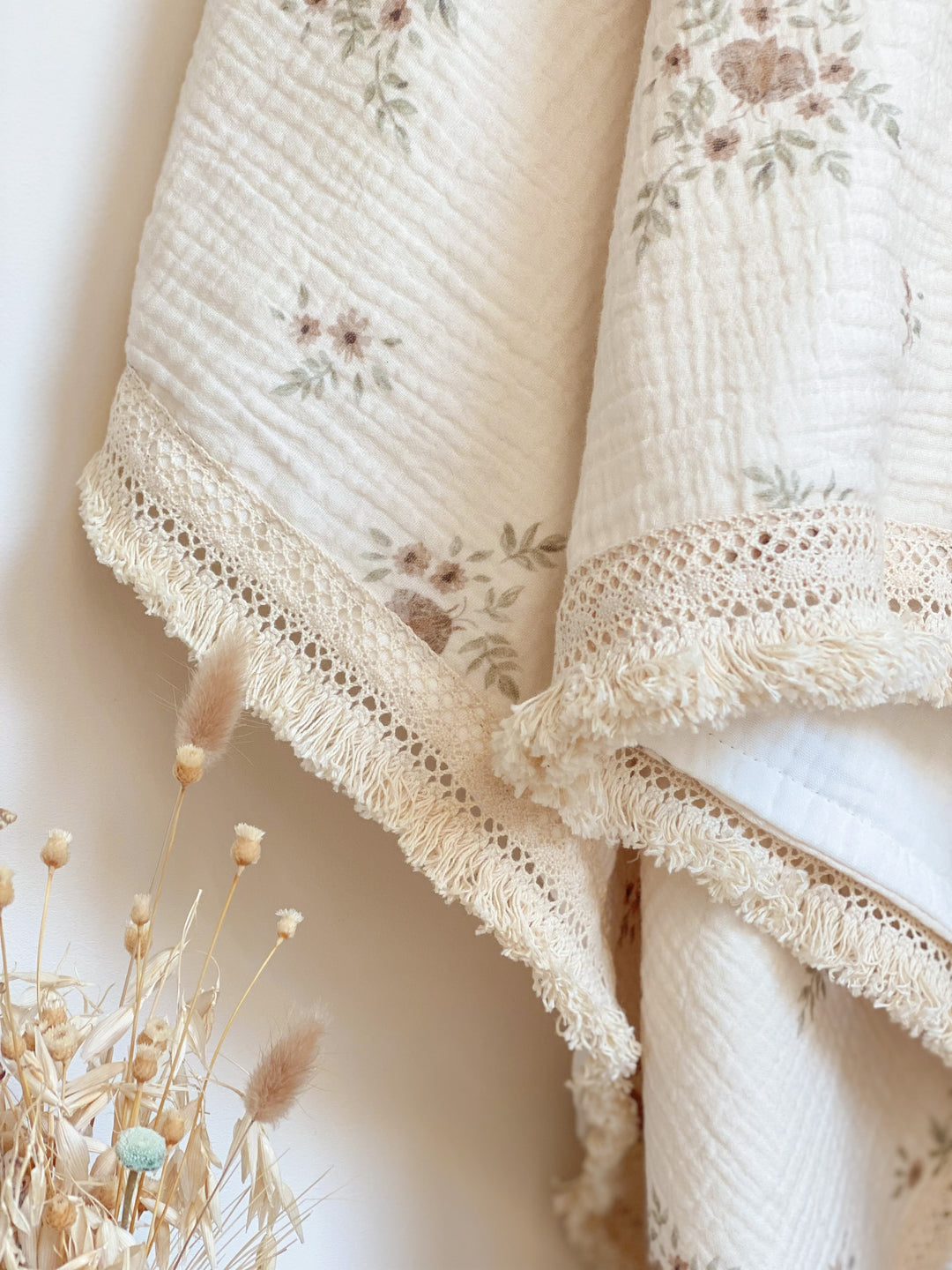 Floral print cotton and lace throw